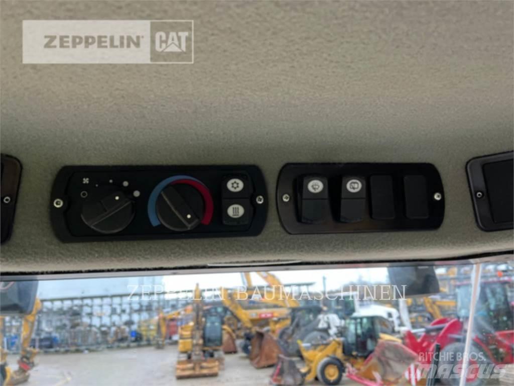 CAT CP68B Κύλινδροι συμπίεσης εδάφους