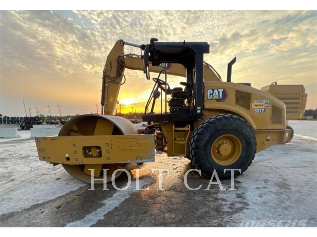 CAT CS12 Οδοστρωτήρες μονού κυλίνδρου