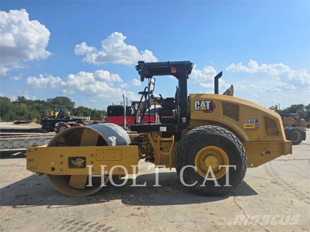 CAT CS12 Οδοστρωτήρες μονού κυλίνδρου