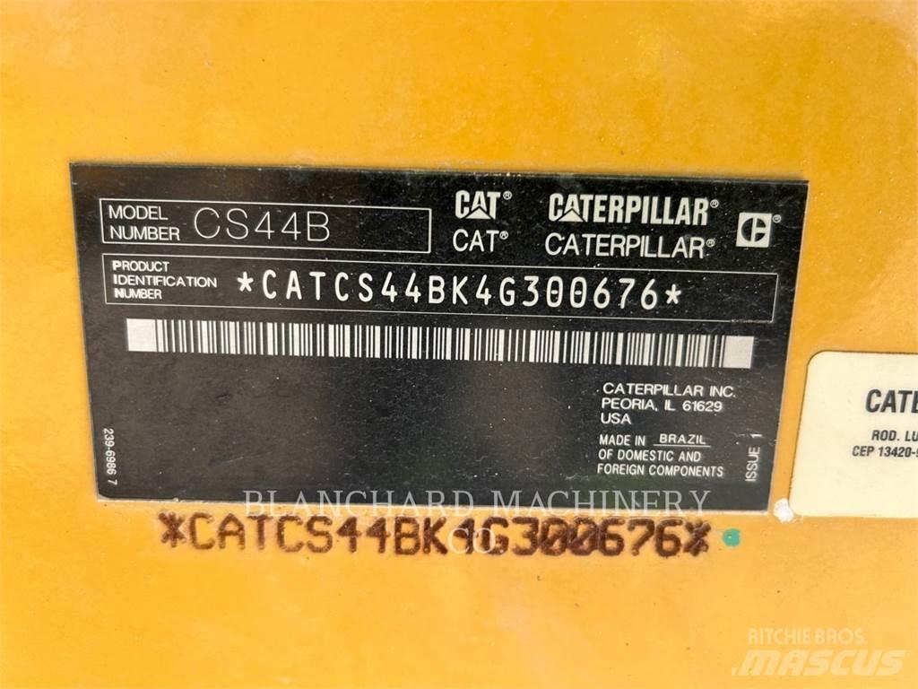 CAT CS44 Οδοστρωτήρες μονού κυλίνδρου