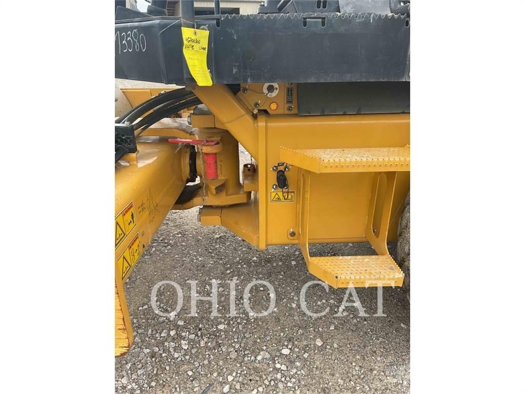 CAT CS44B Οδοστρωτήρες συνδυαστικοί