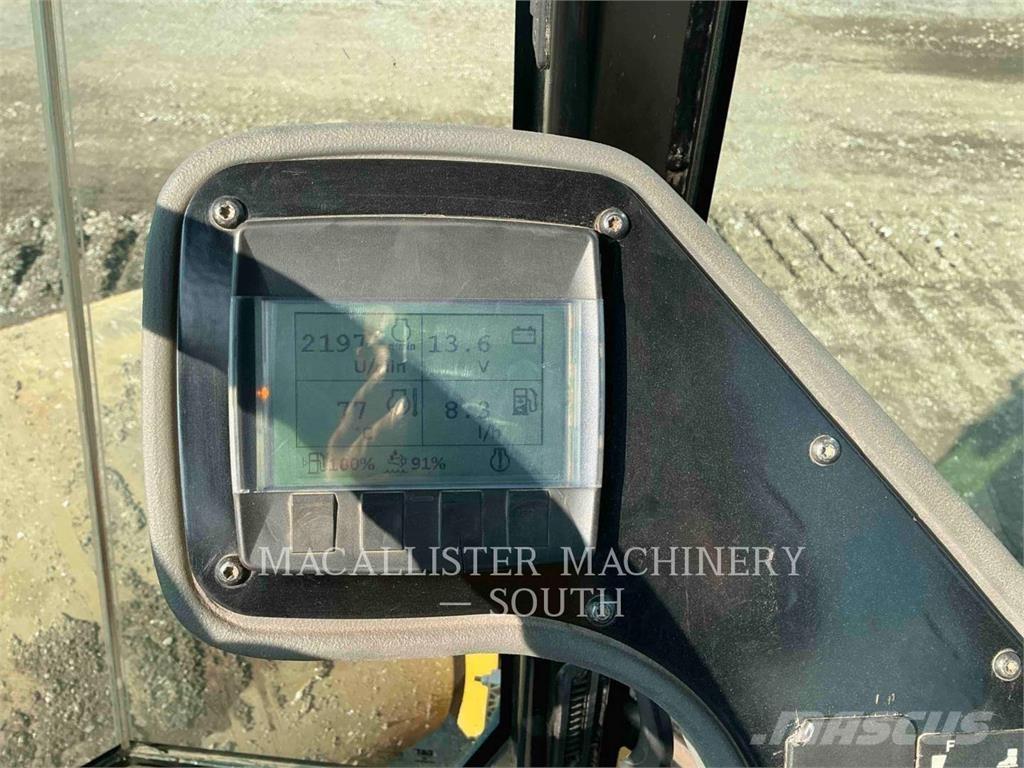 CAT CS44B Οδοστρωτήρες μονού κυλίνδρου
