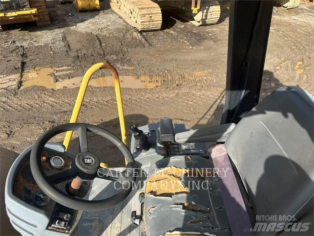 CAT CS533E Κύλινδροι συμπίεσης εδάφους