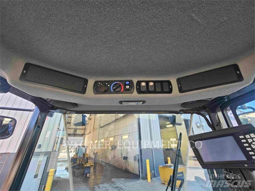 CAT CS56B Κύλινδροι συμπίεσης εδάφους