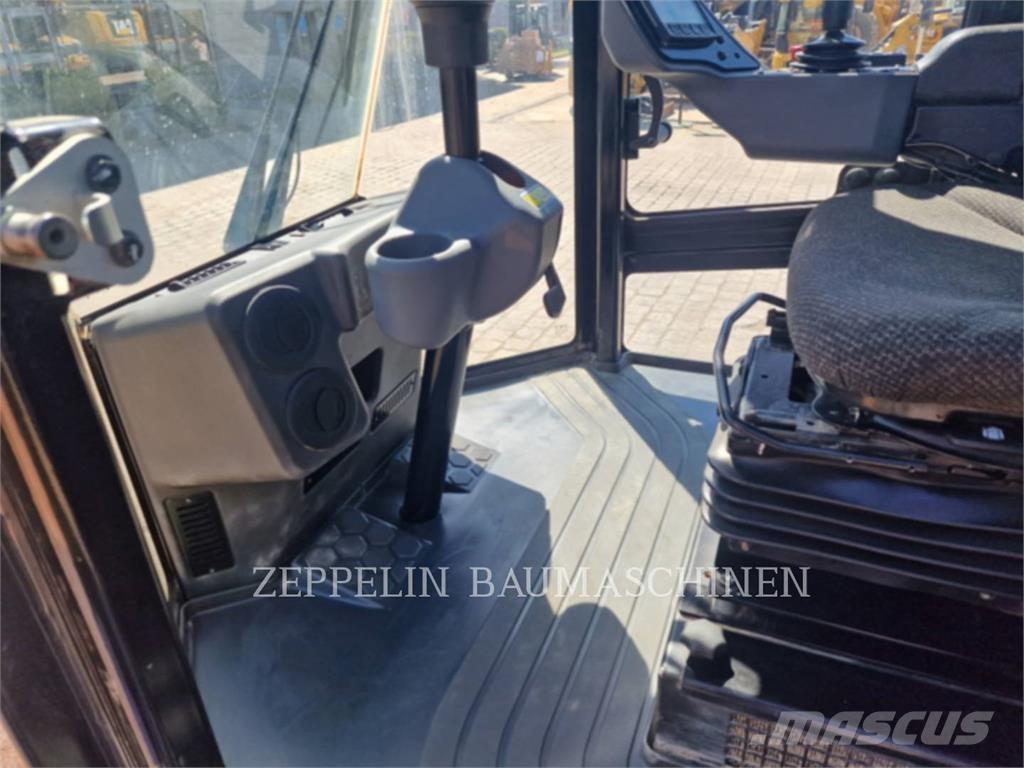 CAT CS66B Κύλινδροι συμπίεσης εδάφους