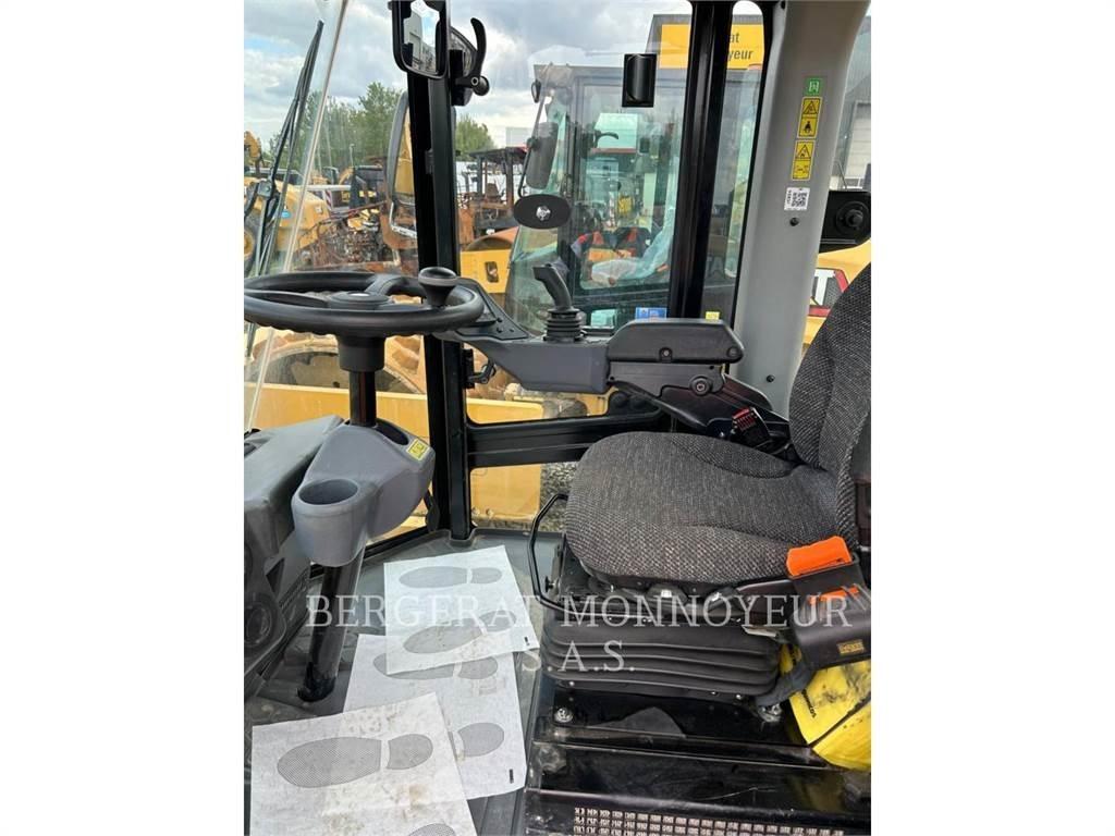 CAT CS76B Κύλινδροι συμπίεσης εδάφους