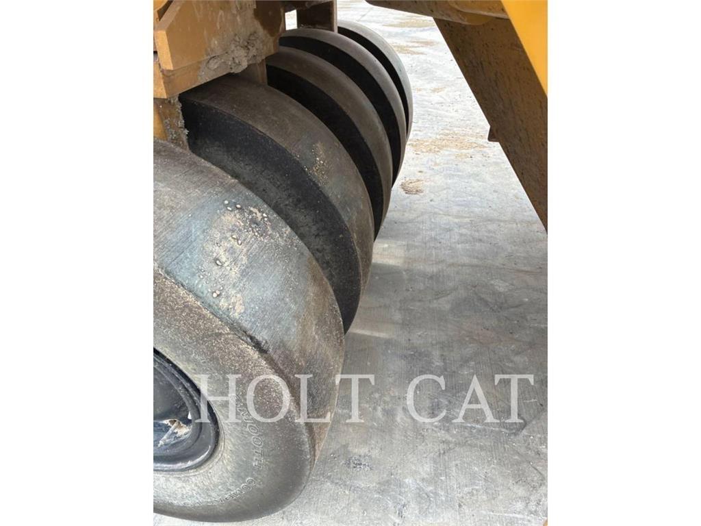 CAT CW16 Οδοστρωτήρες μονού κυλίνδρου