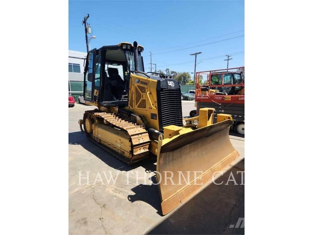 CAT D1 Μπουλντόζες με ερπύστριες