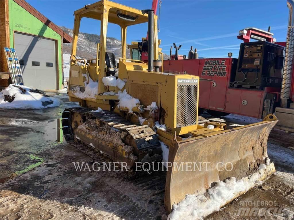 CAT D1 Μπουλντόζες με ερπύστριες