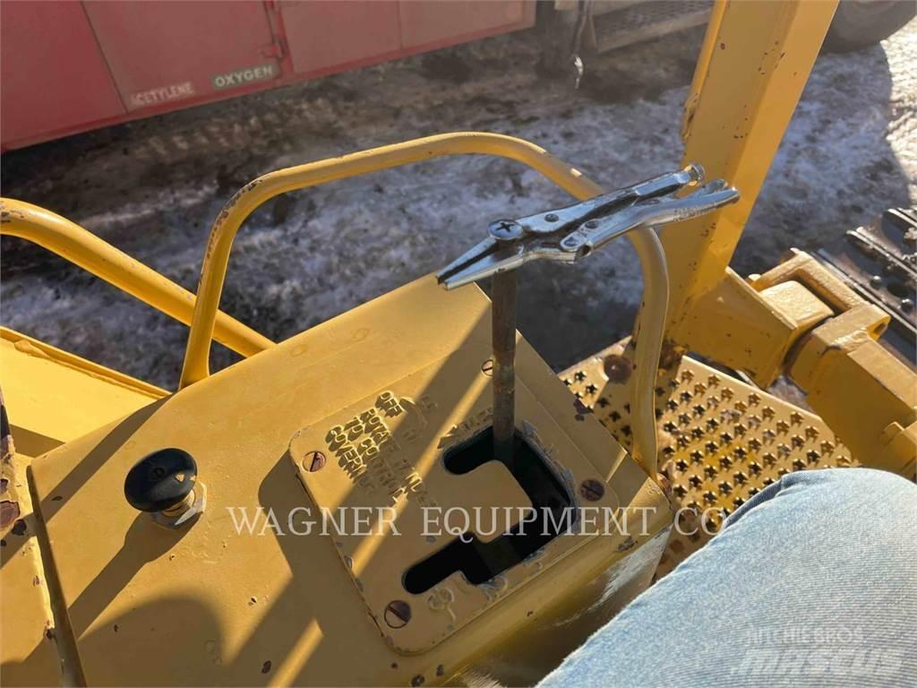 CAT D1 Μπουλντόζες με ερπύστριες