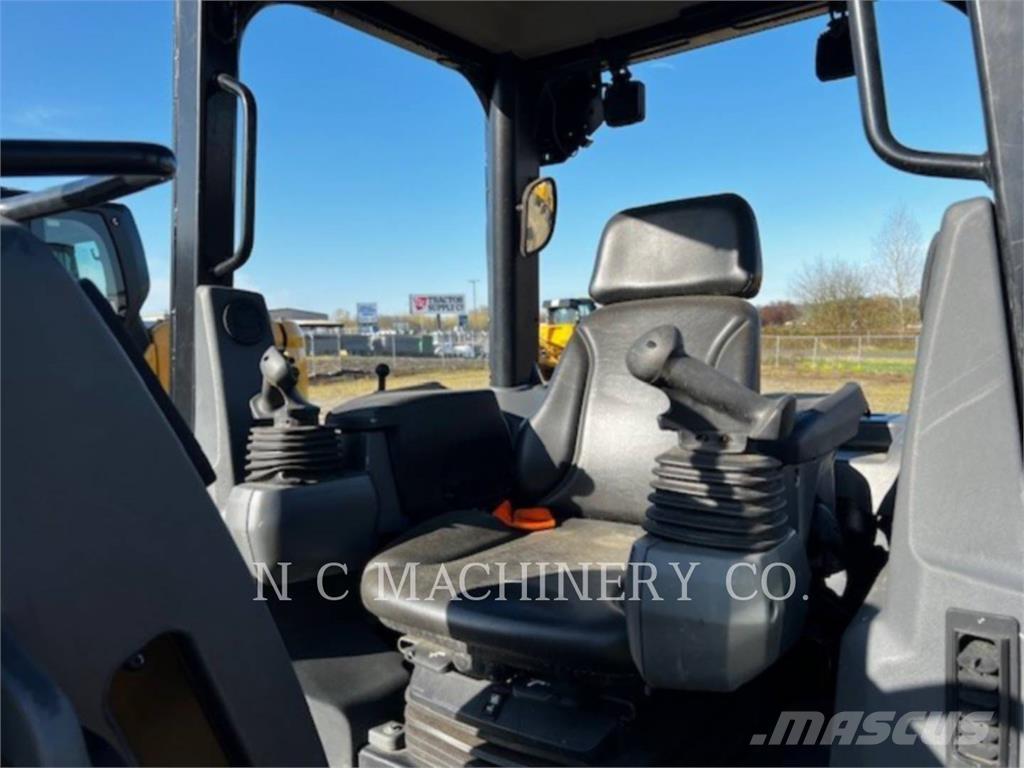 CAT D2 XLCN Μπουλντόζες με ερπύστριες