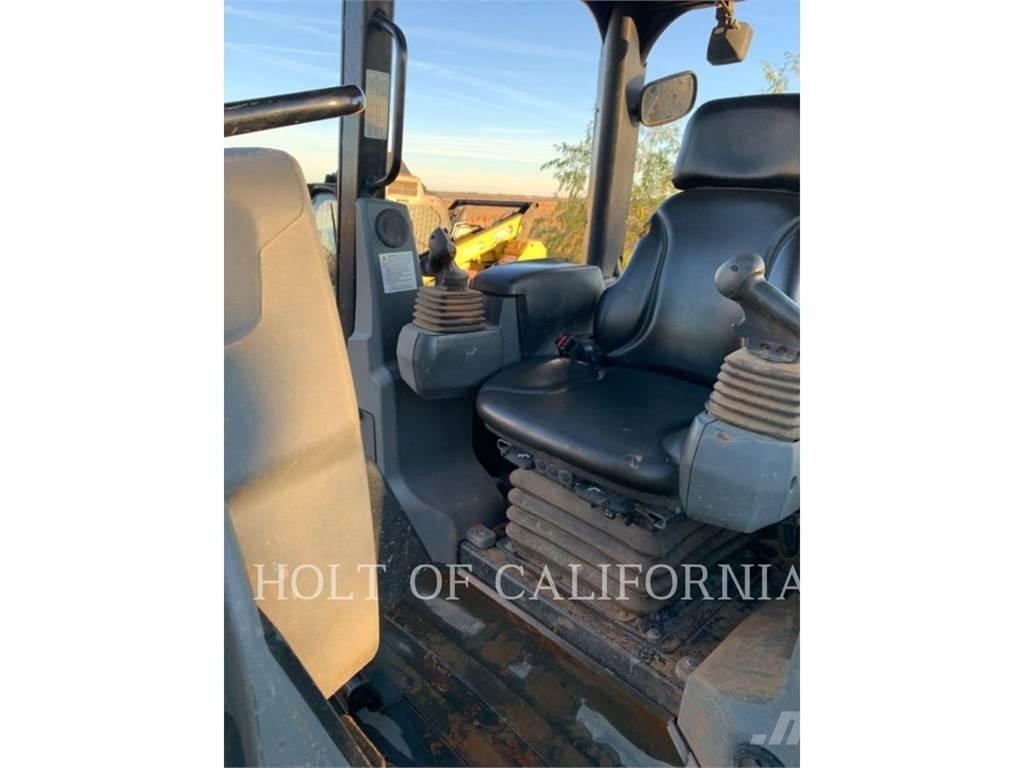 CAT D3K2 Μπουλντόζες με ερπύστριες