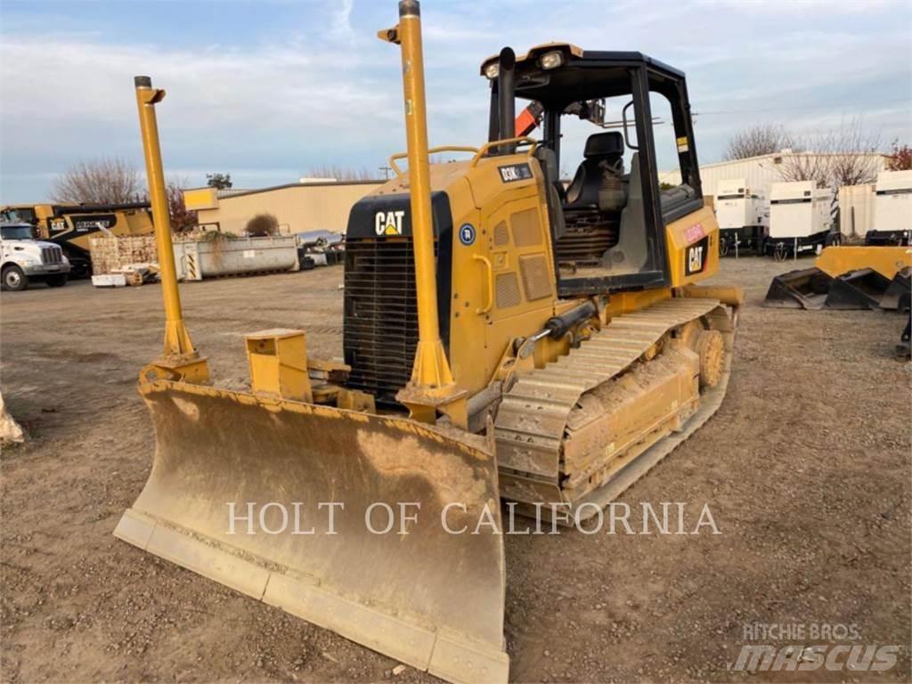 CAT D3K2 Μπουλντόζες με ερπύστριες
