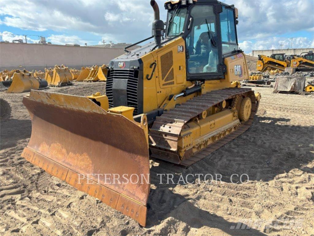 CAT D4 Μπουλντόζες με ερπύστριες