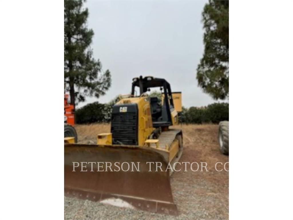 CAT D4K2 Μπουλντόζες με ερπύστριες