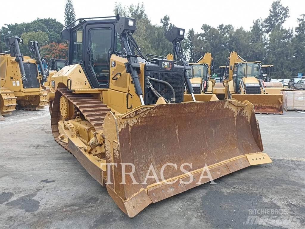 CAT D5 Μπουλντόζες με ερπύστριες