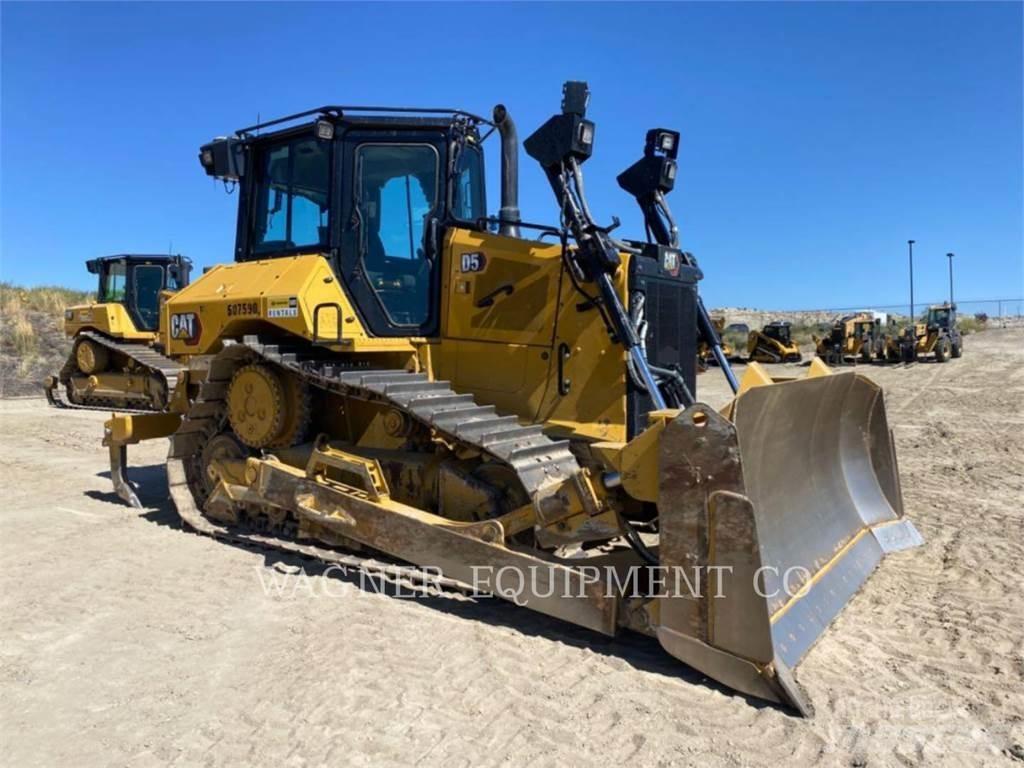 CAT D5 Μπουλντόζες με ερπύστριες