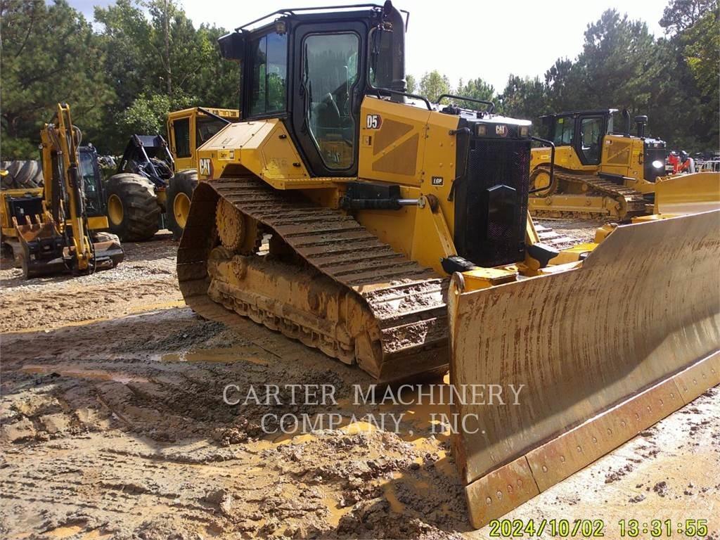 CAT D5 Μπουλντόζες με ερπύστριες
