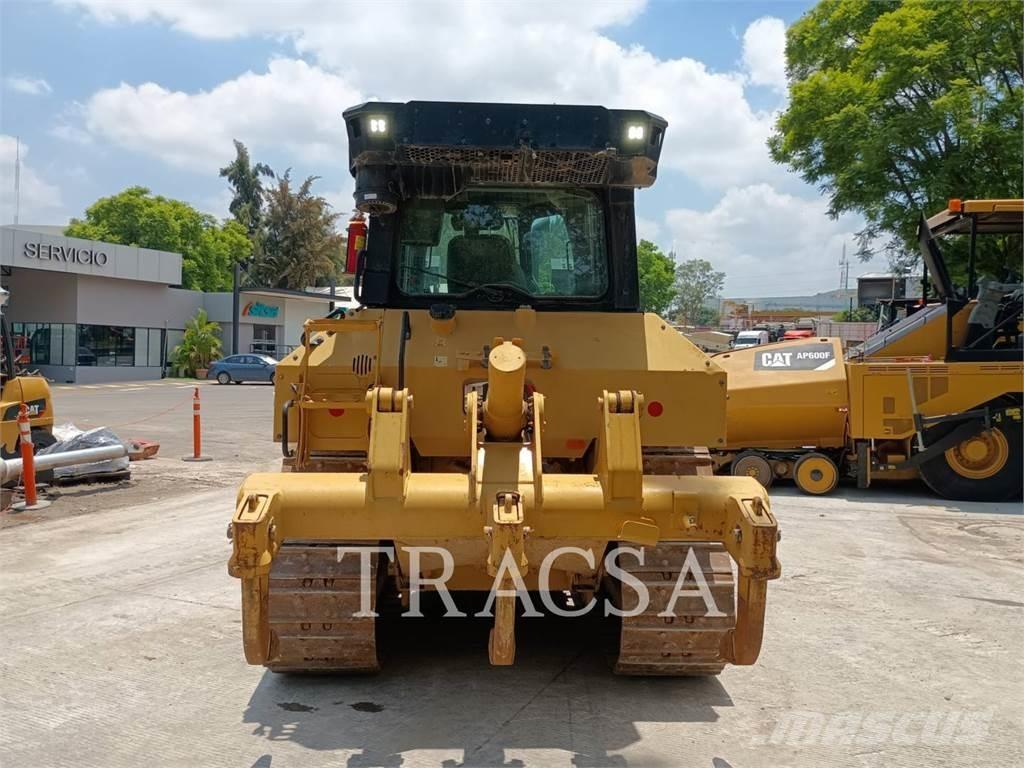 CAT D5 Μπουλντόζες με ερπύστριες