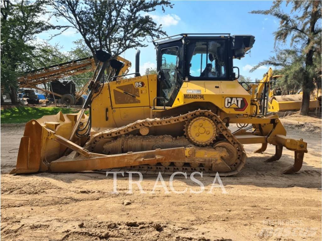 CAT D5 Μπουλντόζες με ερπύστριες