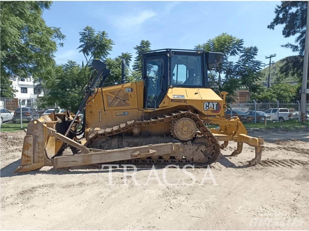 CAT D5 Μπουλντόζες με ερπύστριες