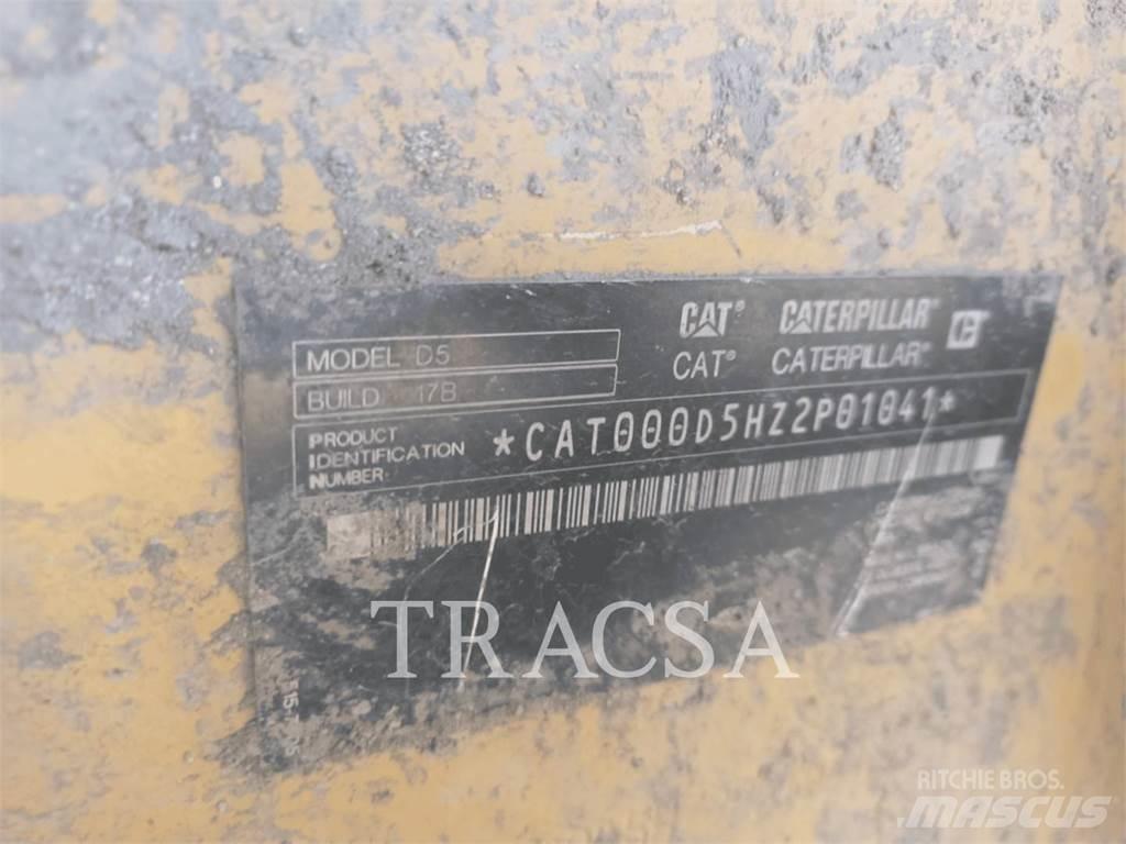 CAT D5 Μπουλντόζες με ερπύστριες