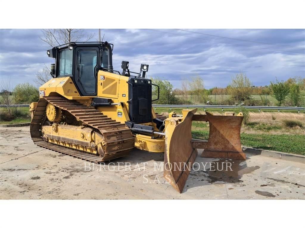 CAT D5 Μπουλντόζες με ερπύστριες