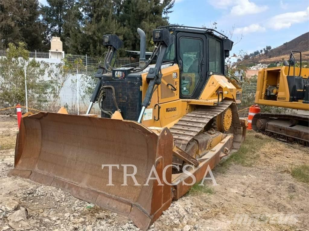 CAT D5 Μπουλντόζες με ερπύστριες