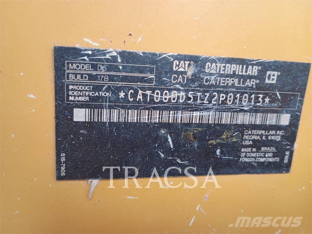 CAT D5 Μπουλντόζες με ερπύστριες