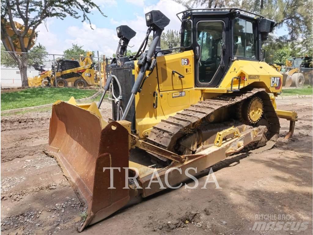 CAT D5 Μπουλντόζες με ερπύστριες