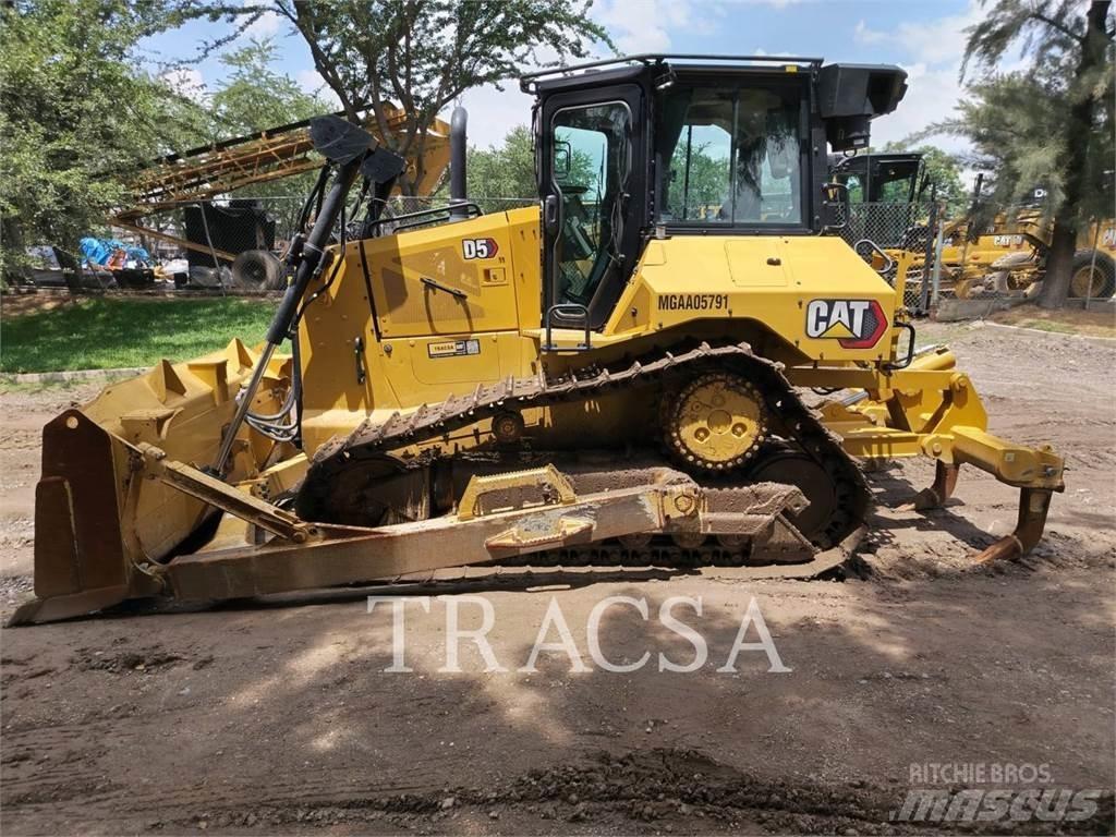CAT D5 Μπουλντόζες με ερπύστριες