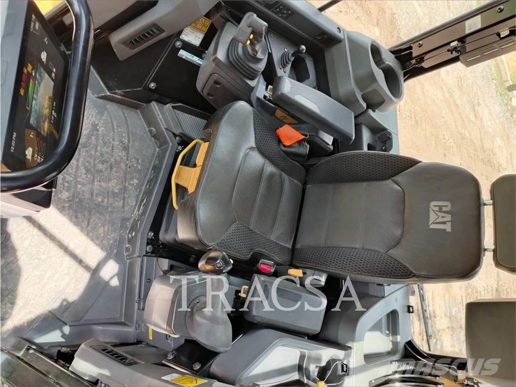 CAT D5 Μπουλντόζες με ερπύστριες
