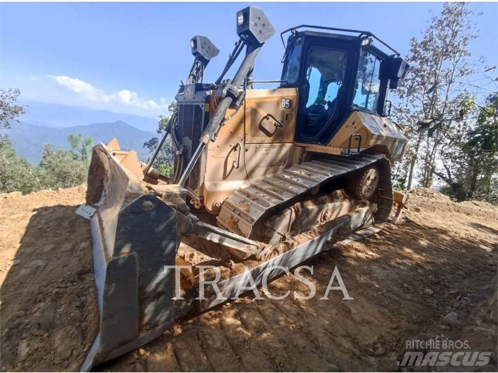 CAT D5 Μπουλντόζες με ερπύστριες