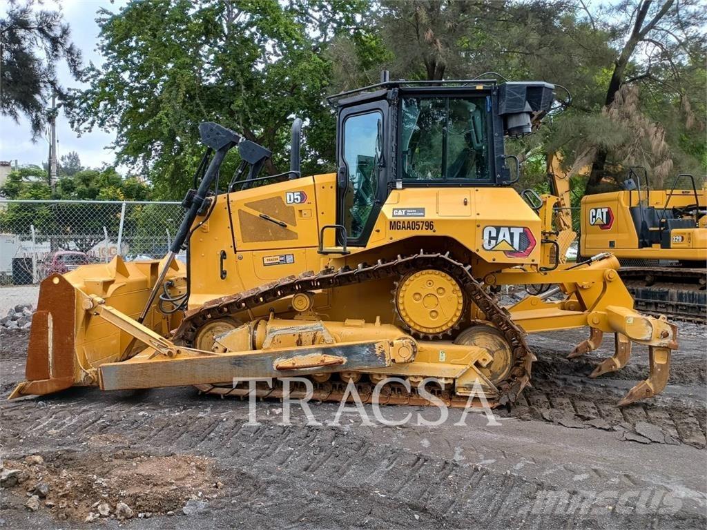 CAT D5 Μπουλντόζες με ερπύστριες