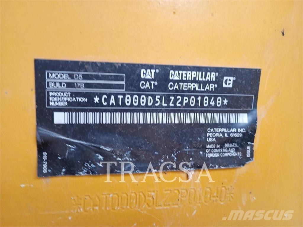CAT D5 Μπουλντόζες με ερπύστριες