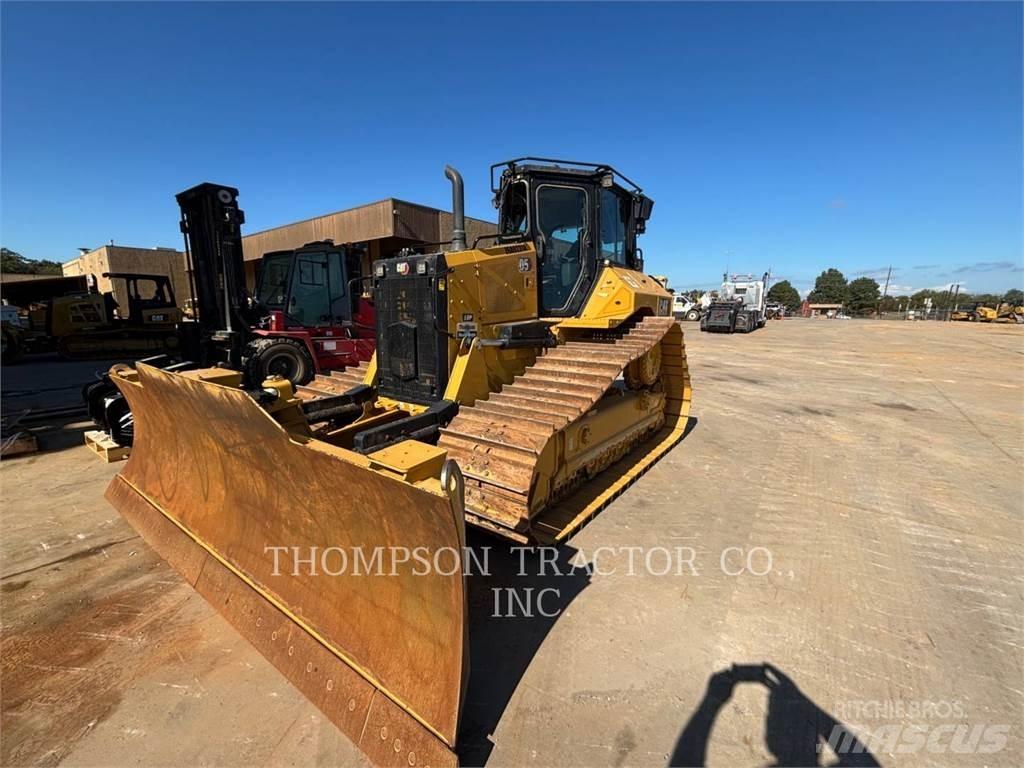 CAT D5 Μπουλντόζες με ερπύστριες