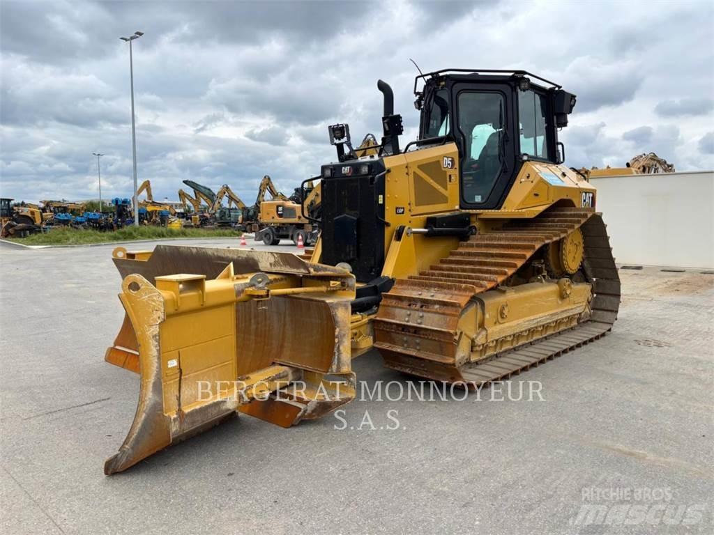 CAT D5 Μπουλντόζες με ερπύστριες