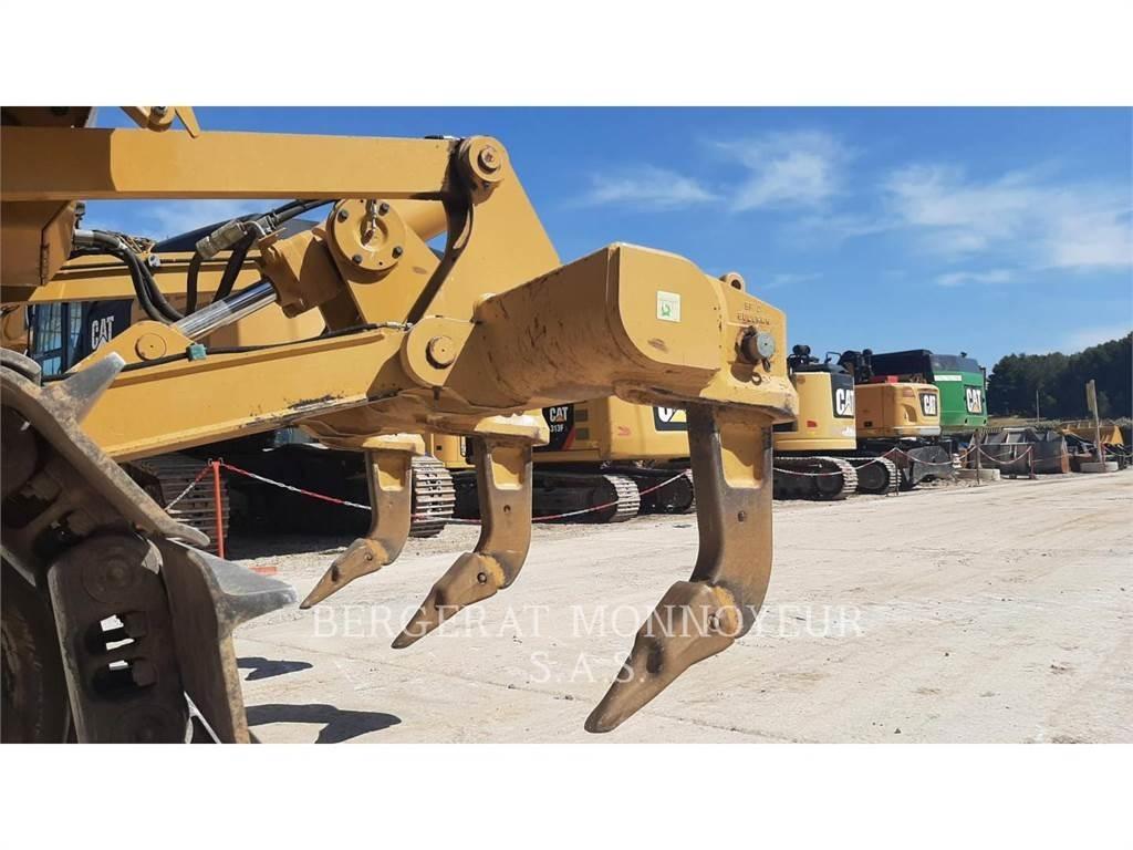 CAT D5 Μπουλντόζες με ερπύστριες
