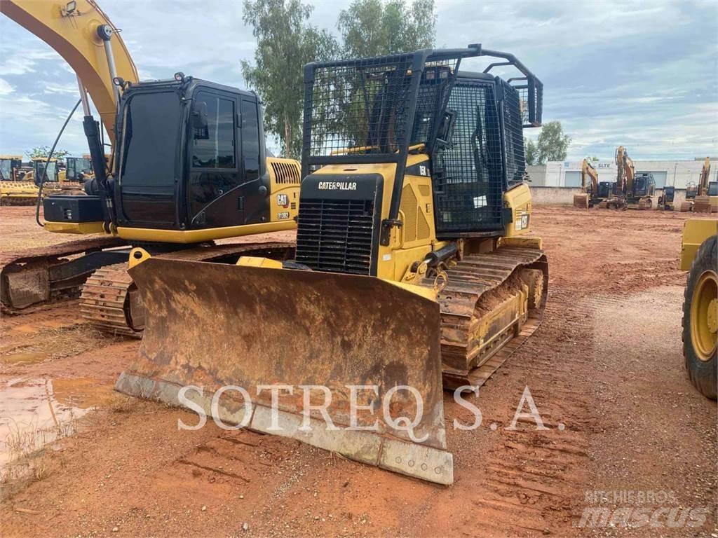 CAT D5K Μπουλντόζες με ερπύστριες