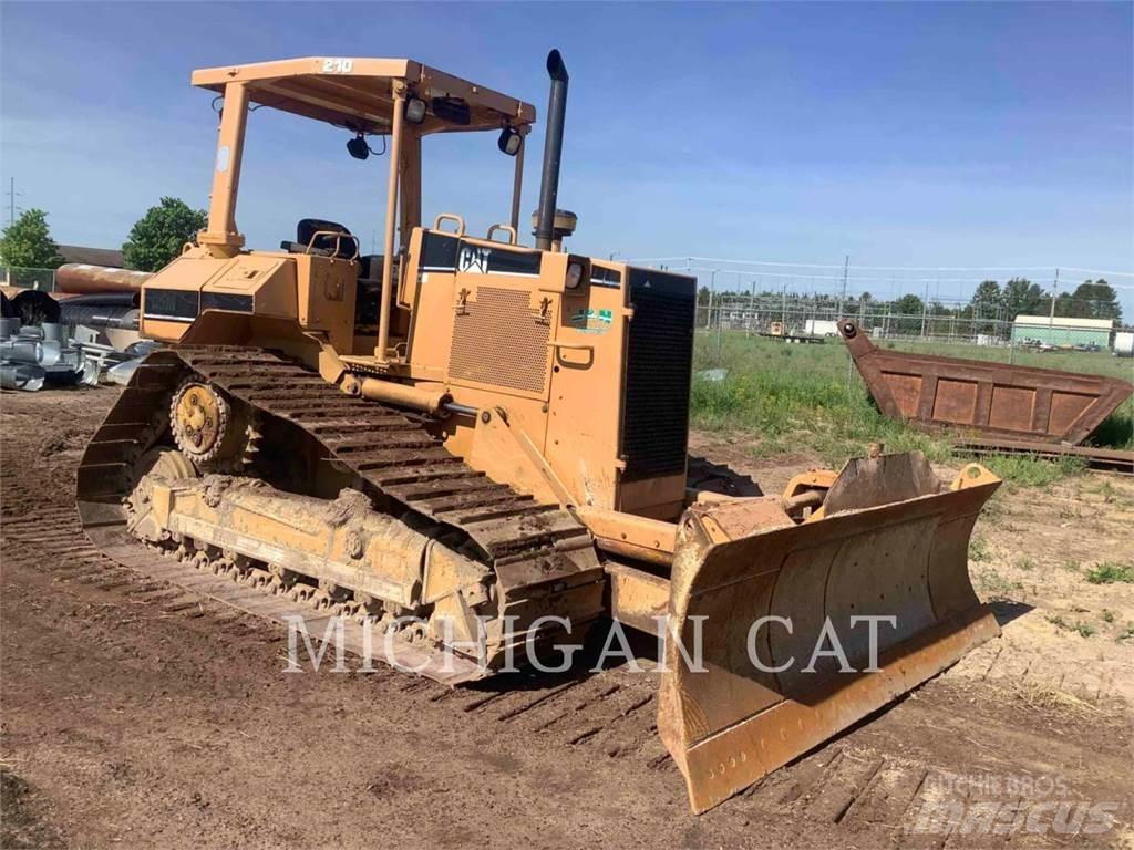 CAT D5ML Μπουλντόζες με ερπύστριες