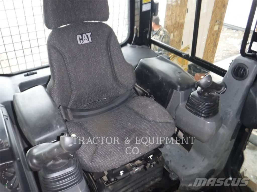 CAT D6K Μπουλντόζες με ερπύστριες