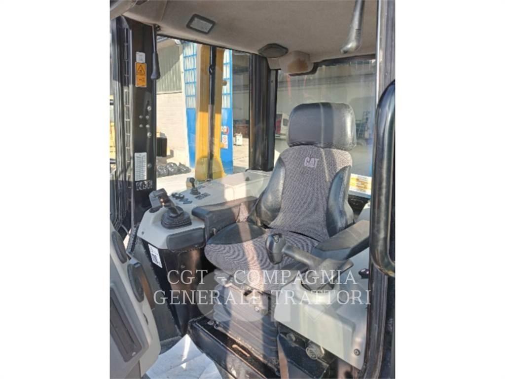 CAT D6N Μπουλντόζες με ερπύστριες