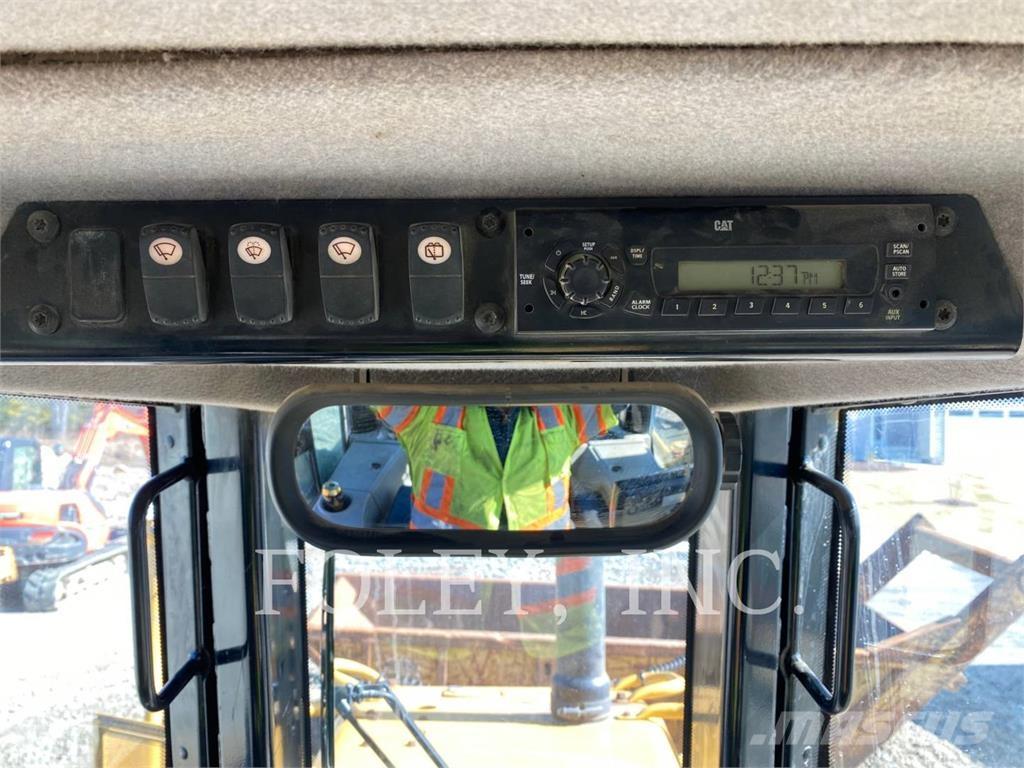 CAT D6NLGP Μπουλντόζες με ερπύστριες