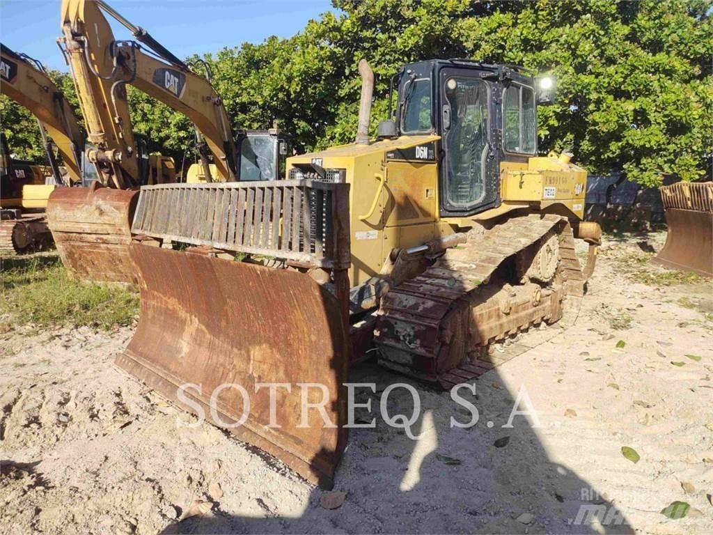 CAT D6NXL Μπουλντόζες με ερπύστριες