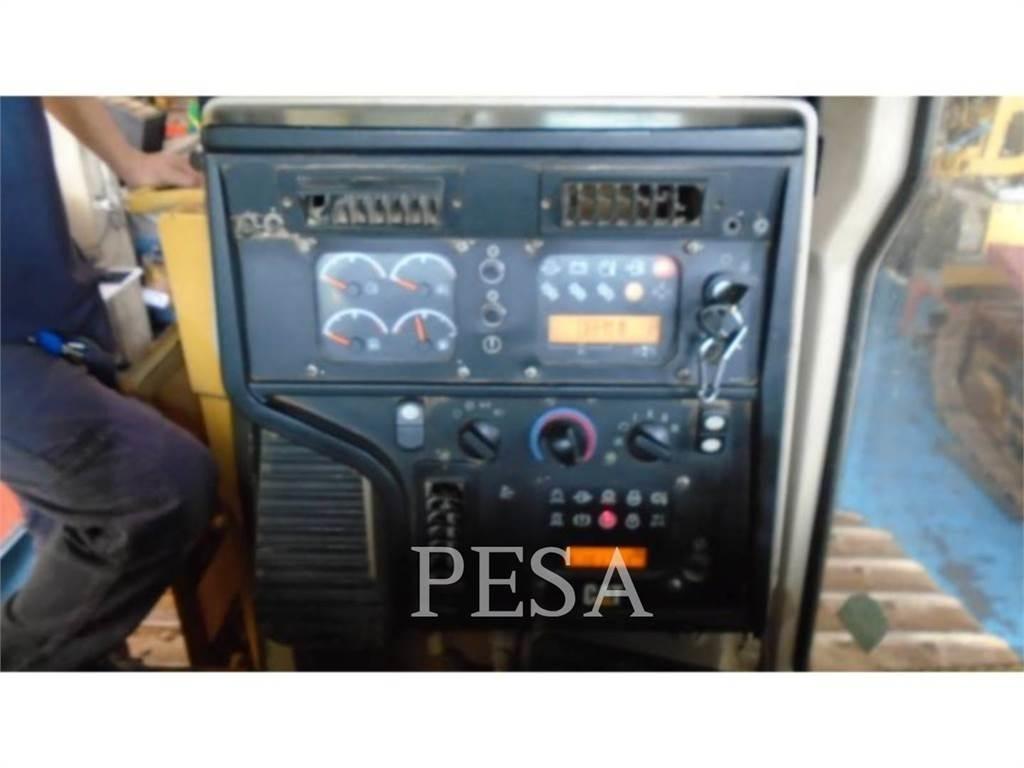 CAT D6T Μπουλντόζες με ερπύστριες