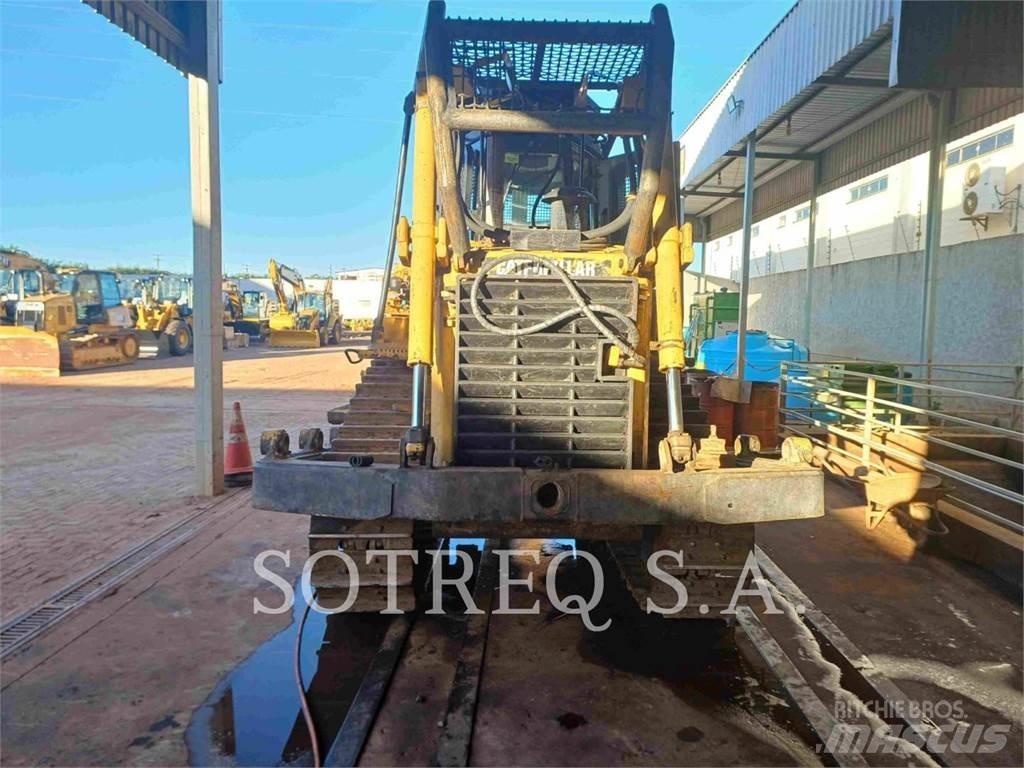 CAT D6T Μπουλντόζες με ερπύστριες