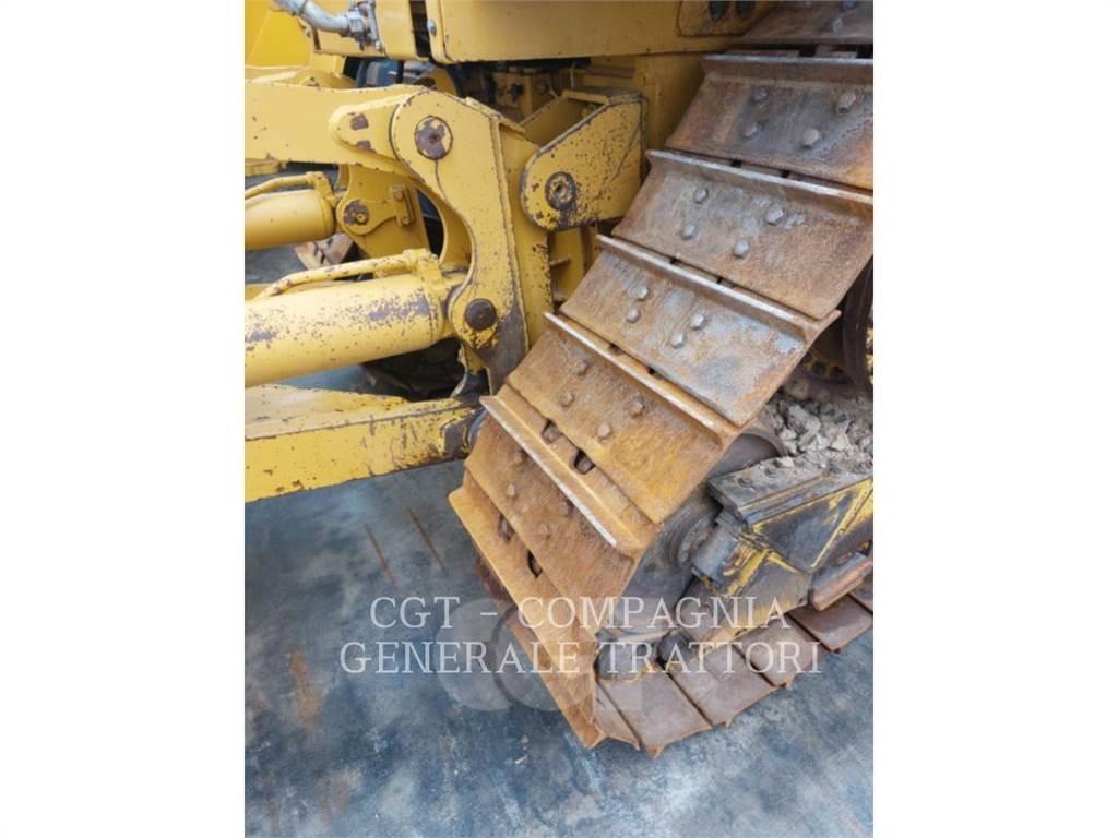 CAT D6T Μπουλντόζες με ερπύστριες