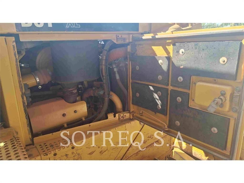 CAT D6T Μπουλντόζες με ερπύστριες