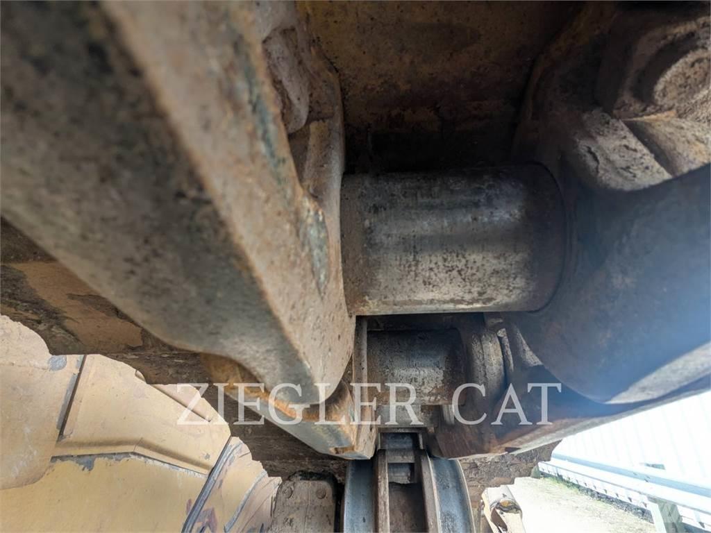 CAT D6T Μπουλντόζες με ερπύστριες