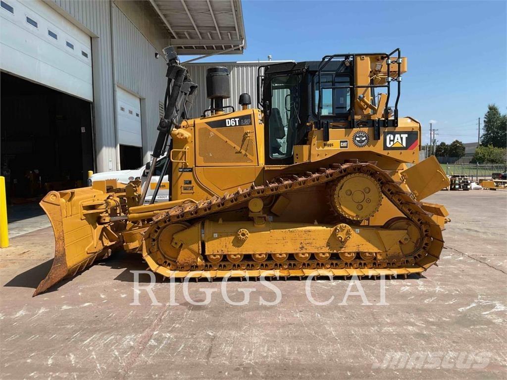 CAT D6TVP Μπουλντόζες με ερπύστριες